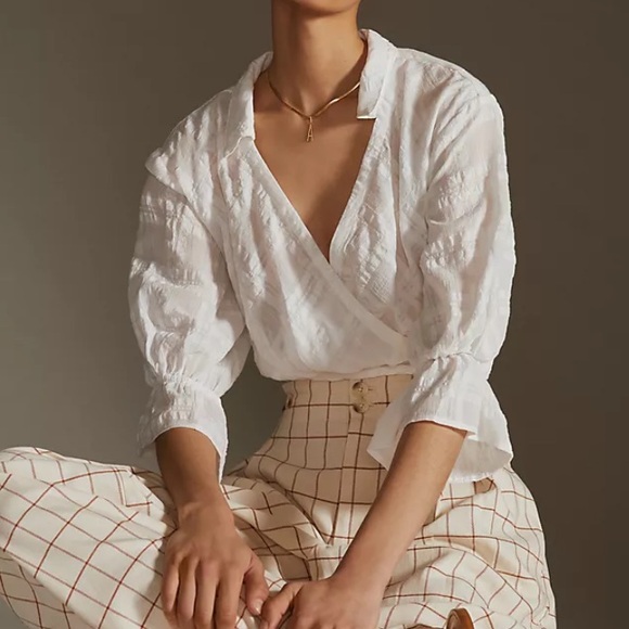 Anthropologie Tops - Anthropologie Banded Surpluce Banded V-Neck White Top